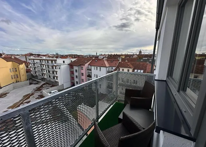 Sky Apartments 502